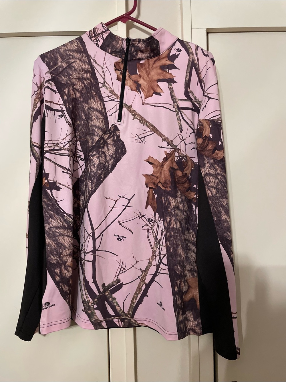 Mossy Oak Pink Camo Quarter Zip Pullover with Black Panels